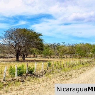 1 Block to Ocean 3.5 acres Lots 5 & 6 Prado de la Bahia Ostional