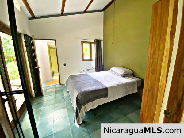 Eco Solar Home - Image 12