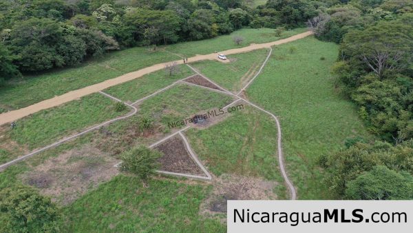 17 Acres Property with Investment Opportunity EL Oro - Image 5