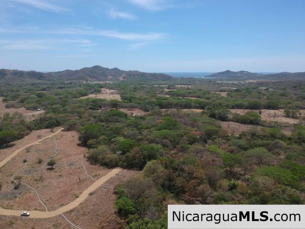 17 Acres Property with Investment Opportunity EL Oro - Image 12