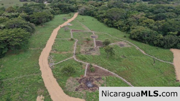 17 Acres Property with Investment Opportunity EL Oro - Image 4
