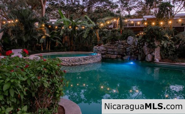 Beach House Walking Distance to Ocean at Hacienda Iguana - Image 13