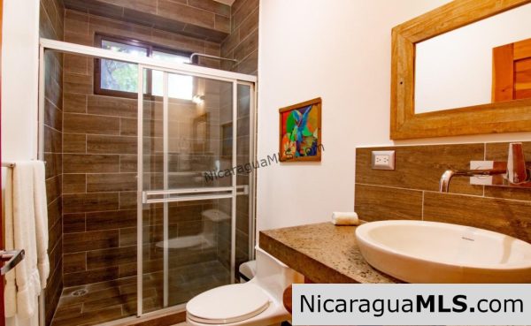 Beach House Walking Distance to Ocean at Hacienda Iguana - Image 15
