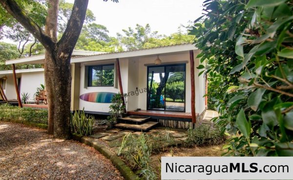 Beach House Walking Distance to Ocean at Hacienda Iguana - Image 6