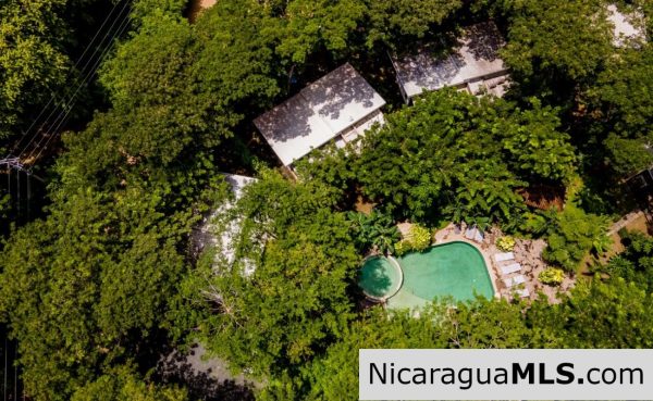Beach House Walking Distance to Ocean at Hacienda Iguana - Image 11
