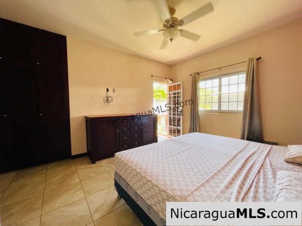 6.1 2 Bedroom Las Escadas Townhouse For Sale Close to Town - Image 13