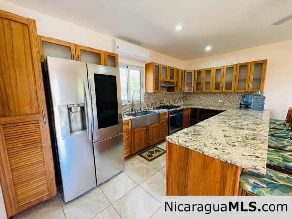 6.2 Las Escadas First Floor 2 Bedroom Condo in a Convenient Location - Image 11