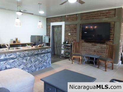 Beautiful House with 60 80 Fruits Tree in Rivas