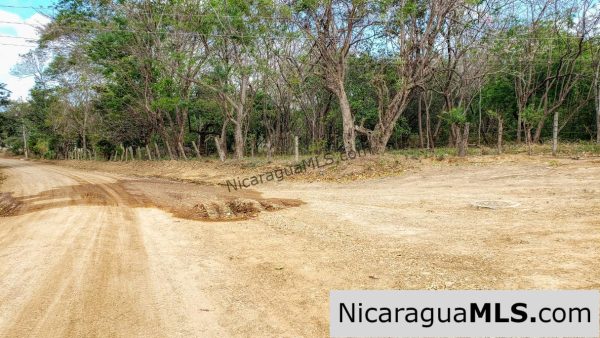 Premium Acre Road to Beaches No Restrictions San Juan del Sur - Image 3