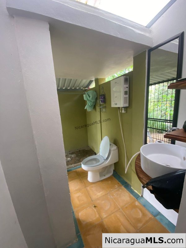Eco Solar Home - Image 11