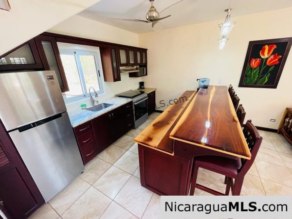 6.1 2 Bedroom Las Escadas Townhouse For Sale Close to Town - Image 4