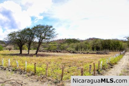 1 Block to Ocean 3.5 acres Lots 5 & 6 Prado de la Bahia Ostional