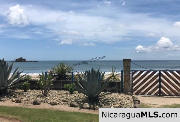 Villa Tamarindo Beach Front House in San Juan del Sur on Playa Marsella - Image 20