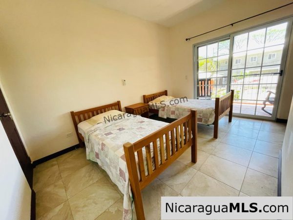 6.1 2 Bedroom Las Escadas Townhouse For Sale Close to Town - Image 6