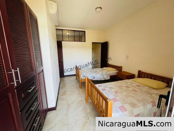 6.1 2 Bedroom Las Escadas Townhouse For Sale Close to Town - Image 7