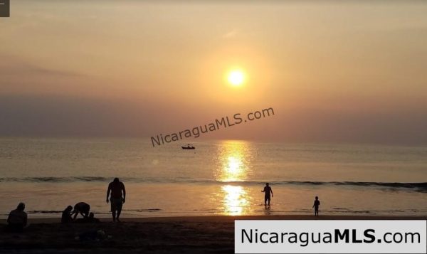 Beachfront Home in Nicaragua at Playa Marsella - Image 8
