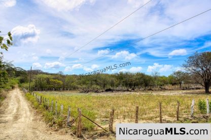 1 Block to Ocean 3.5 acres Lots 5 & 6 Prado de la Bahia Ostional