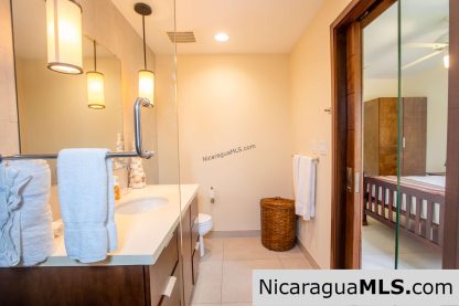 Condo E5 in Las Terrazas, Guacalito de la Isla