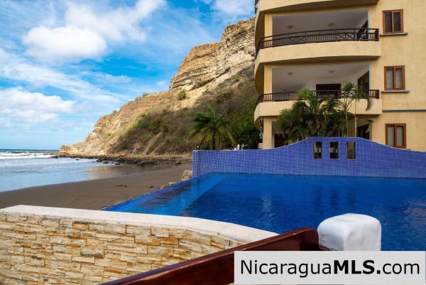 Amazing Oceanfront 6th Floor Condo for Rent - Image 2