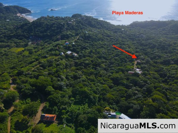 Beautiful lot within walking distance of Playa Maderas - Image 2