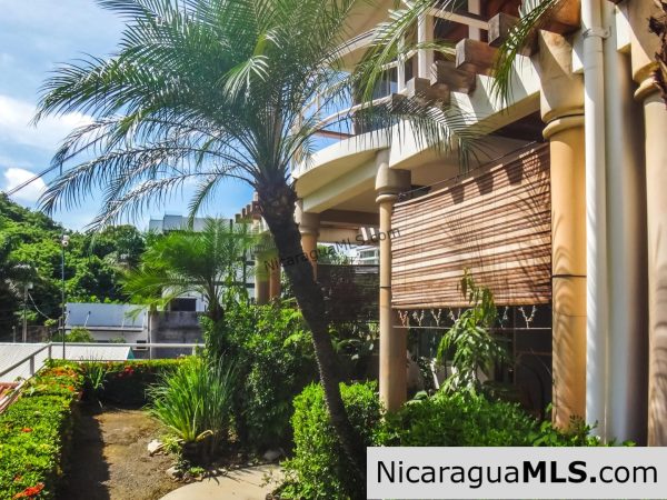 Beautiful Town home within walking distance of San Juan Del Sur and the beach - Image 4