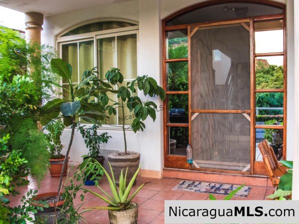 Beautiful Town home within walking distance of San Juan Del Sur and the beach - Image 2