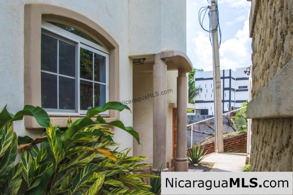 Beautiful Town home within walking distance of San Juan Del Sur and the beach - Image 9