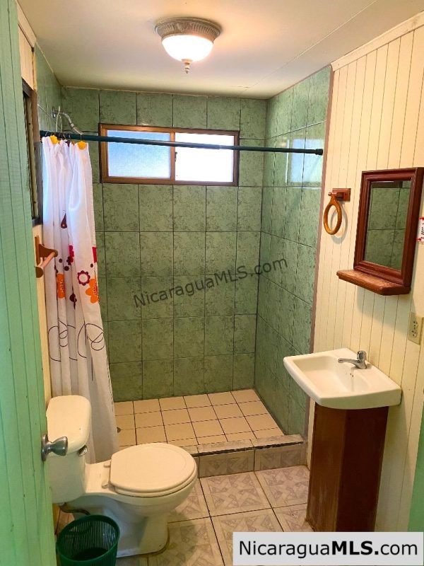 Beachfront House with rental Casitas at Playa Coco - Image 19