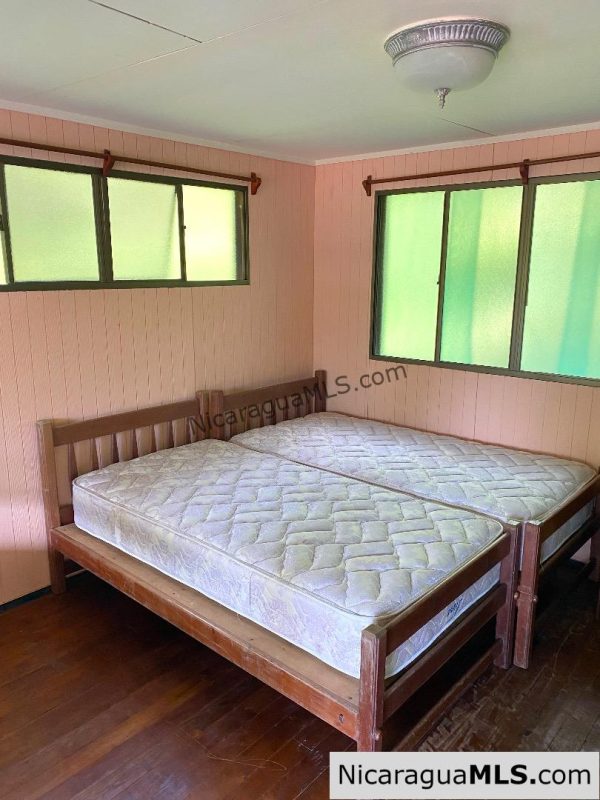 Beachfront House with rental Casitas at Playa Coco - Image 16