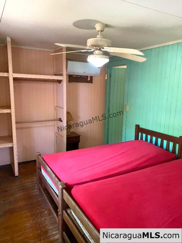 Beachfront House with rental Casitas at Playa Coco - Image 18