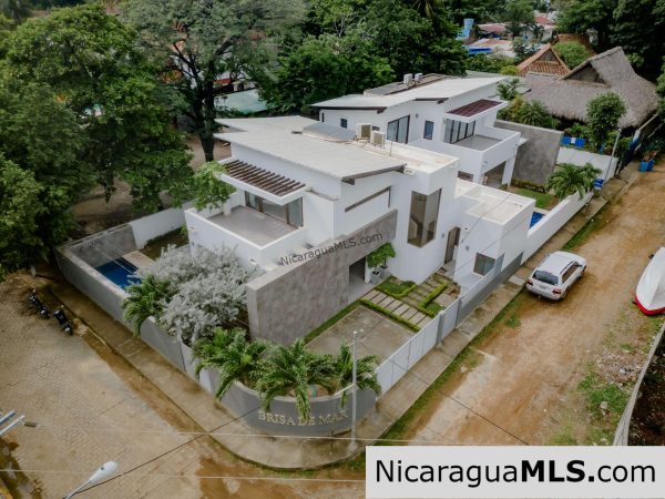 Casa Brisa de Mar in La Talanguera steps from the San Juan del Sur sand - Image 2