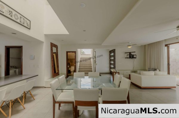 Casa Brisa de Mar in La Talanguera steps from the San Juan del Sur sand - Image 7