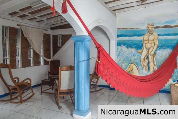 Casa Zeus in the â¤ï¸ of town - Image 4