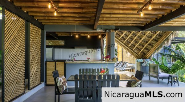 Unique & Stylish Jungle Hideaway in Costa Dulce Sleeps 18 - Image 10