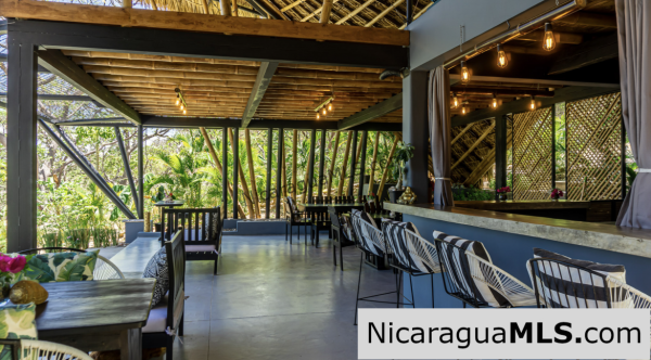 Unique & Stylish Jungle Hideaway in Costa Dulce Sleeps 18 - Image 11