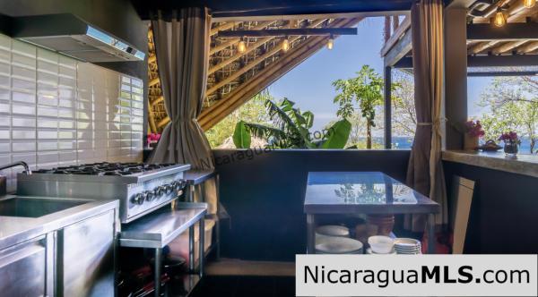 Unique & Stylish Jungle Hideaway in Costa Dulce Sleeps 18 - Image 16