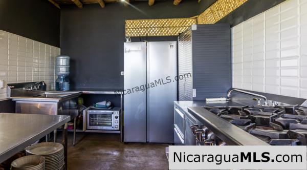 Unique & Stylish Jungle Hideaway in Costa Dulce Sleeps 18 - Image 15
