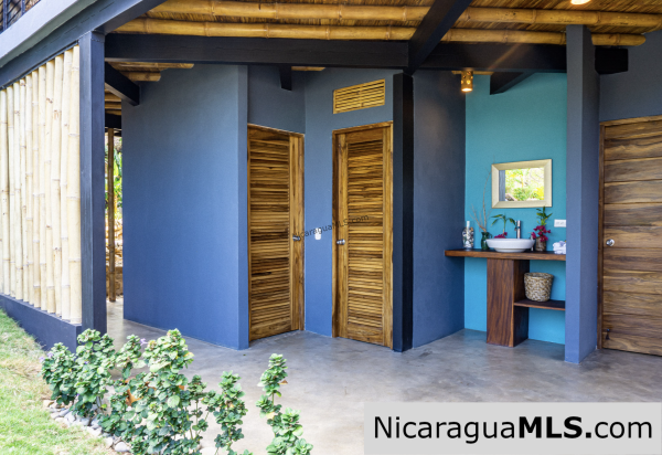 Unique & Stylish Jungle Hideaway in Costa Dulce Sleeps 18 - Image 18