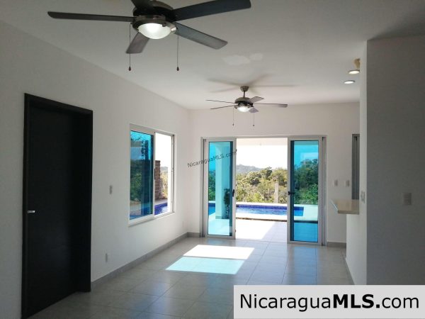 3 bedroom house in Vistas de Miramar neighborhood - Image 16