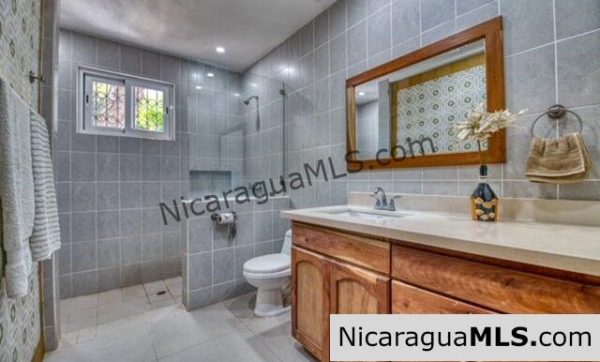 Dream home in a Serene Location Bosques del Mar - Image 11