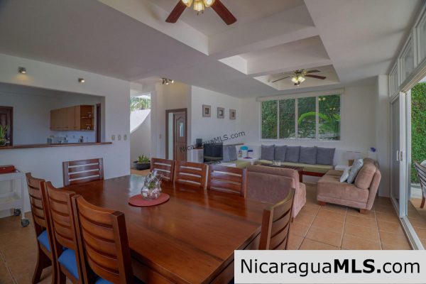 Casa Bonita, in Lomas de San Juan - Image 9