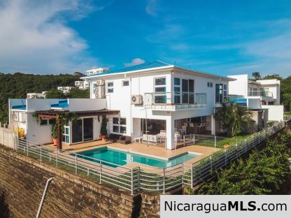 Casa Loma 14- Luxury House/Ocean Views