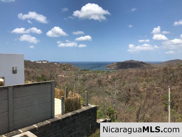 Beautiful house in Vistas de Miramar, fully furnished and reduced price. - Image 9