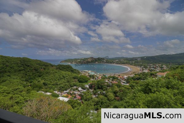 Casa Del Cielo, a turnkey property in Brisas del Pacifico - Image 7