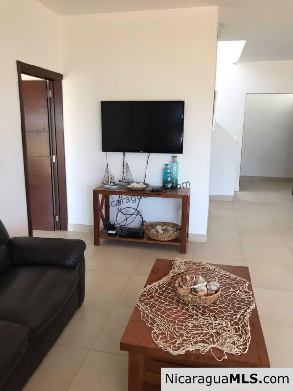 Beachfront House “Las Maragritas” in Guasacate Beach,Tola - Image 13