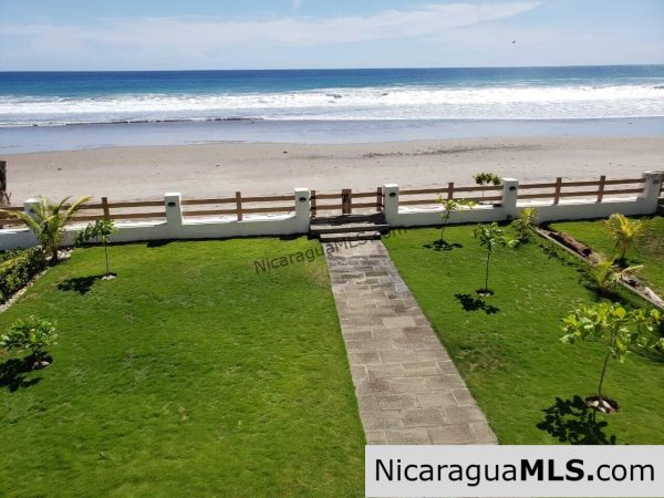 Beachfront House “Las Maragritas” in Guasacate Beach,Tola - Image 7