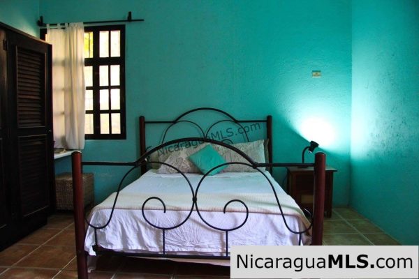 Casa Morada 4 Bedroom House For Rent/Long Term in Los Miradores - Image 2