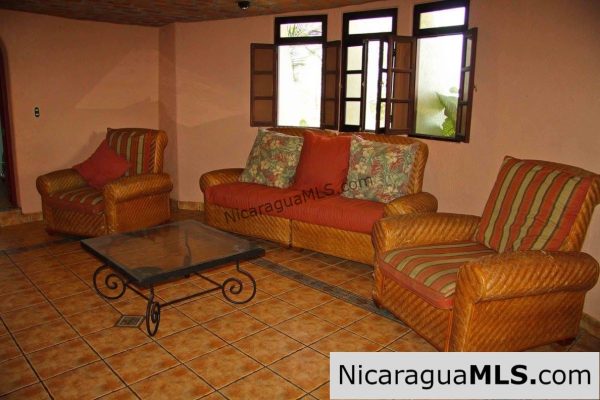Casa Morada 4 Bedroom House For Rent/Long Term in Los Miradores - Image 11