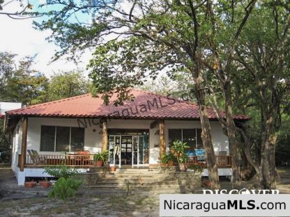 Casa Panama Beachfront Home on Playa El Coco