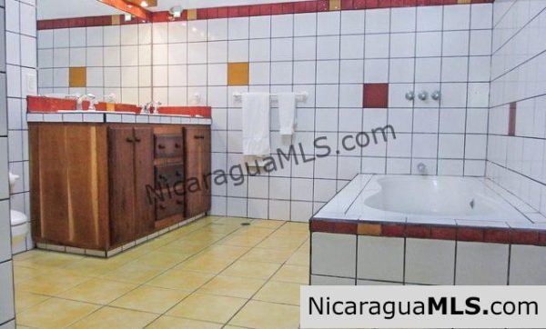 Casa Panama Beachfront Home on Playa El Coco - Image 4